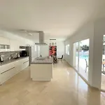 Vila Modern Luxury With Pool And Tropical Garden Mijas